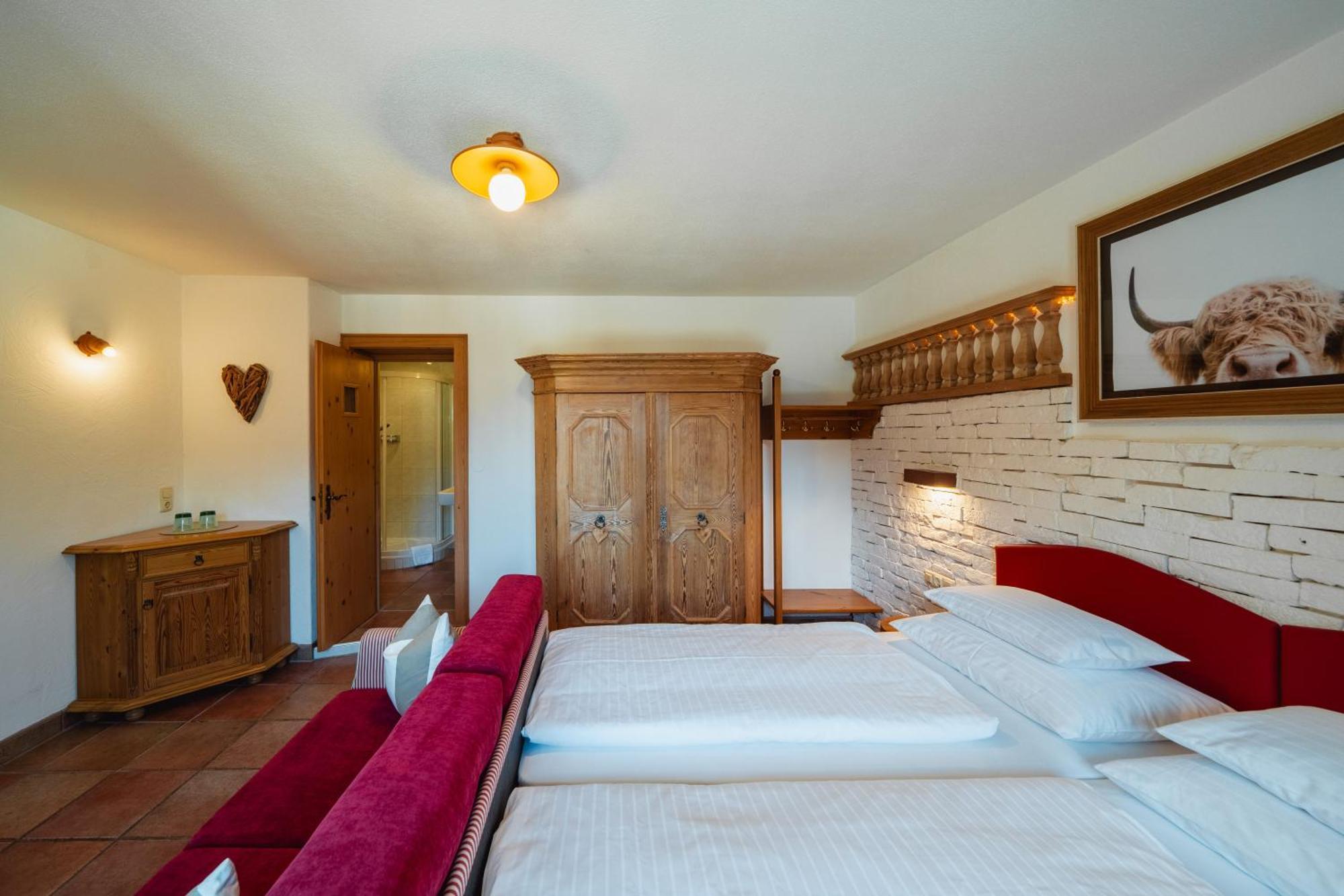 Schindler Hotel